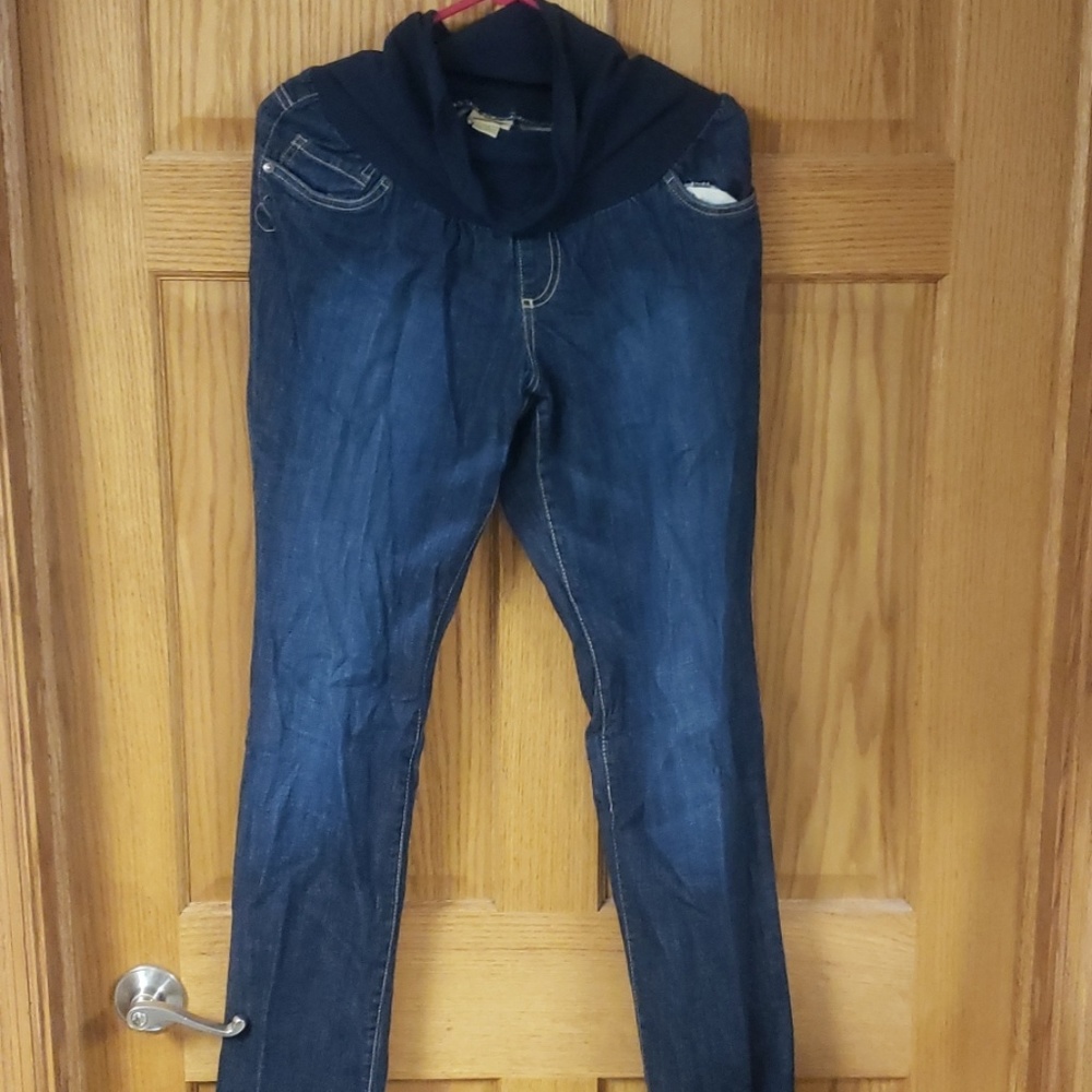 womans maternity pants